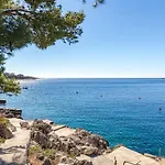 Ten-bedroom In Holiday home Razanj