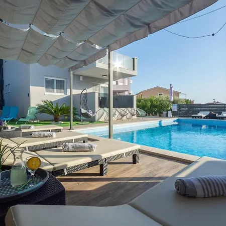 Charmante Maison Avec Sauna à * Ražanj