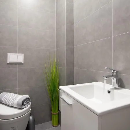 Hébergement de vacances Charmante Maison Avec Sauna à Ražanj