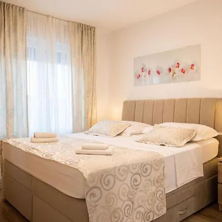 Charmante Maison Avec Sauna à *