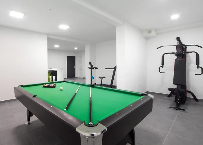 Tatil Evi Ten-bedroom In