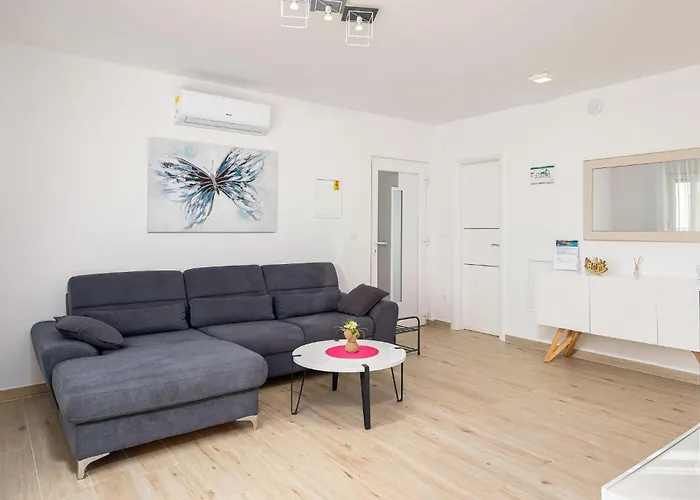 Ten-bedroom In Tatil Evi