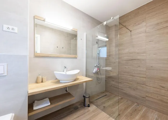 Ten-bedroom In Tatil Evi *